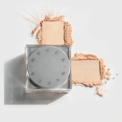 BECCA Soft Light Blurring Powder in Golden Hour - NIB