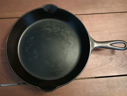 Antique Erie No. 8 Cast Iron Skillet Model 706C  Pre-Griswold Season Heat Ring