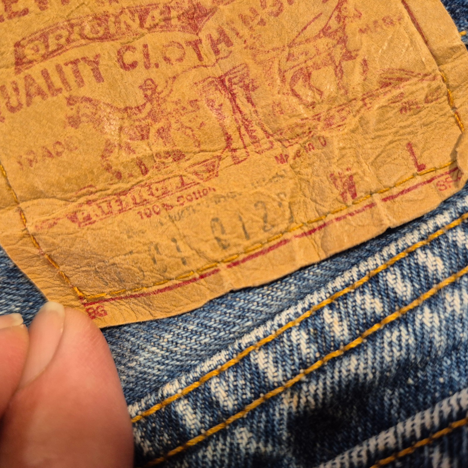 VTG LEVIS 501 JEANS BUTTON FLY SIZE 11 BLUE 28x28 MADE IN USA thumbnail 17