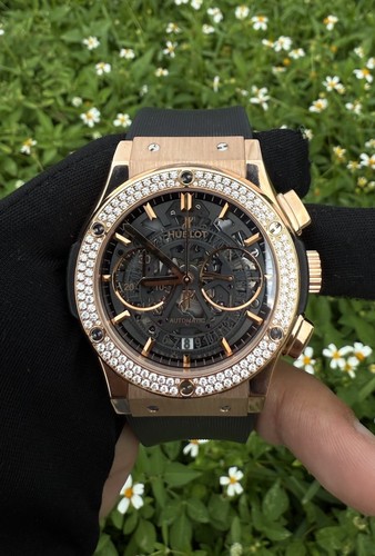 Hublot Classic Fusion Aerofusion 525.OX.0180.LR.1104 Rose Gold