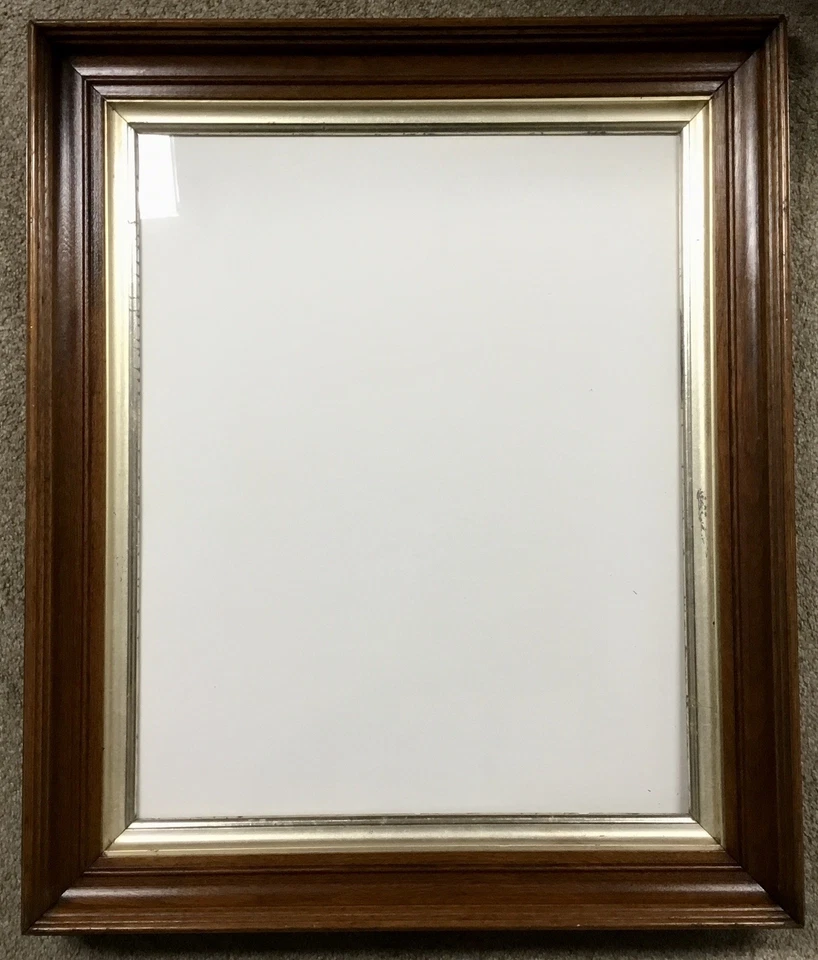 "Antiguo marco de fotos de nogal dorado de nogal profundo con vidrio 24 X 20 X 3"" grande" Foto 2 de 4