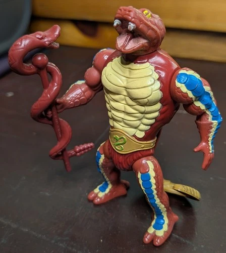 Vintage 1985 Mattel Rattlor He-Man Masters of the Universe Figure, With Staff