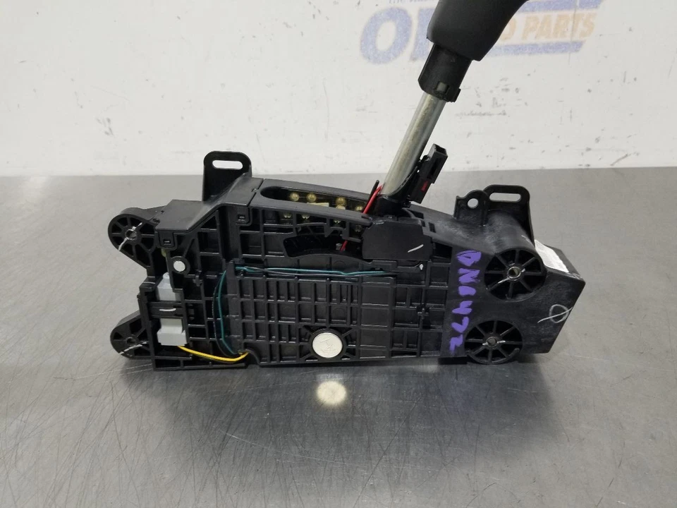 GMC CANYON 17 2017 transmisión automática conjunto de palanca de cambios Foto 3 de 4