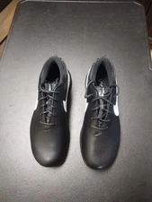 New With Out The Box Nike Golf Shoes Size 8
