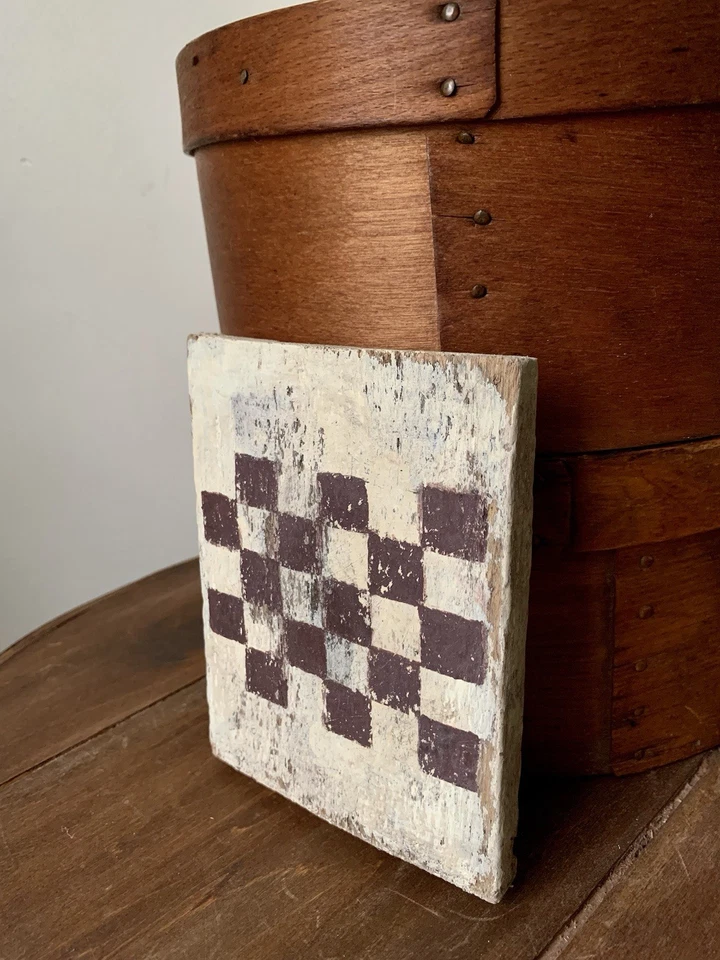 Folk Art Checkerboard Putty White Dark Red Squares Primitive Antique Gameboard - Image 4 of 4