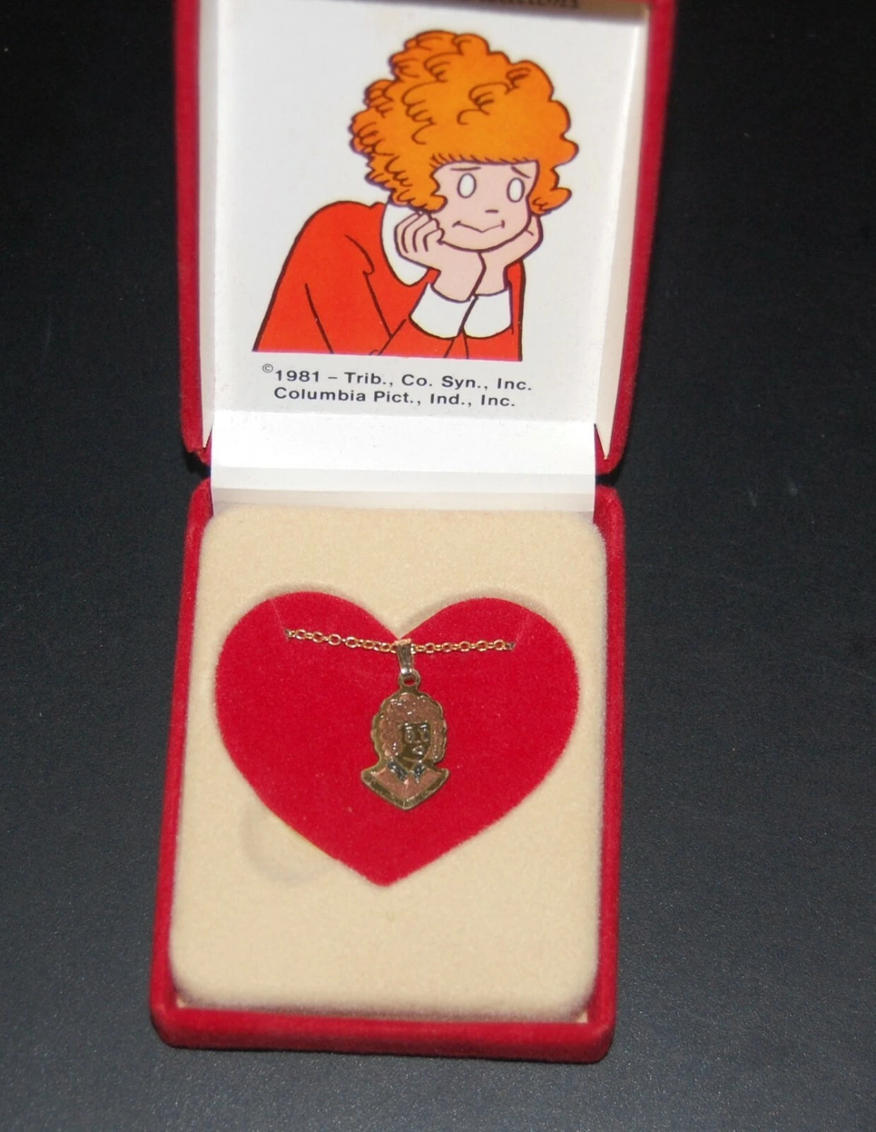 Vintage 1980s Supreme Creations Annie Jewelry Necklace NOS 