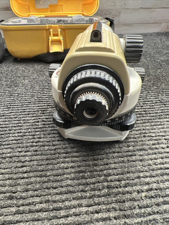 Used Unknown Brand TransitLevel w/ Case L47026 - Image 4 of 4