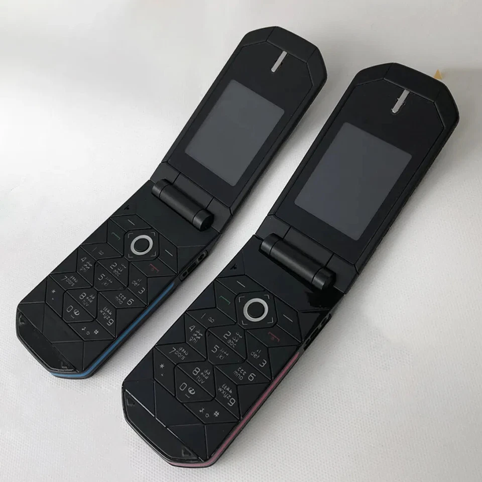 Nokia 7070 Original Unlocked Prism 1.8" 2G GSM 900 / 1800 Flip Mobile Phones - Image 4 of 4