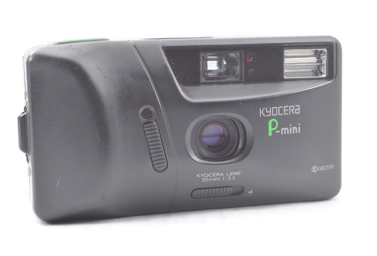 KYOCERA カメラ Kyocera Yashica Zoomate 110W 35mm Point And Shoot Film Camera (New Old