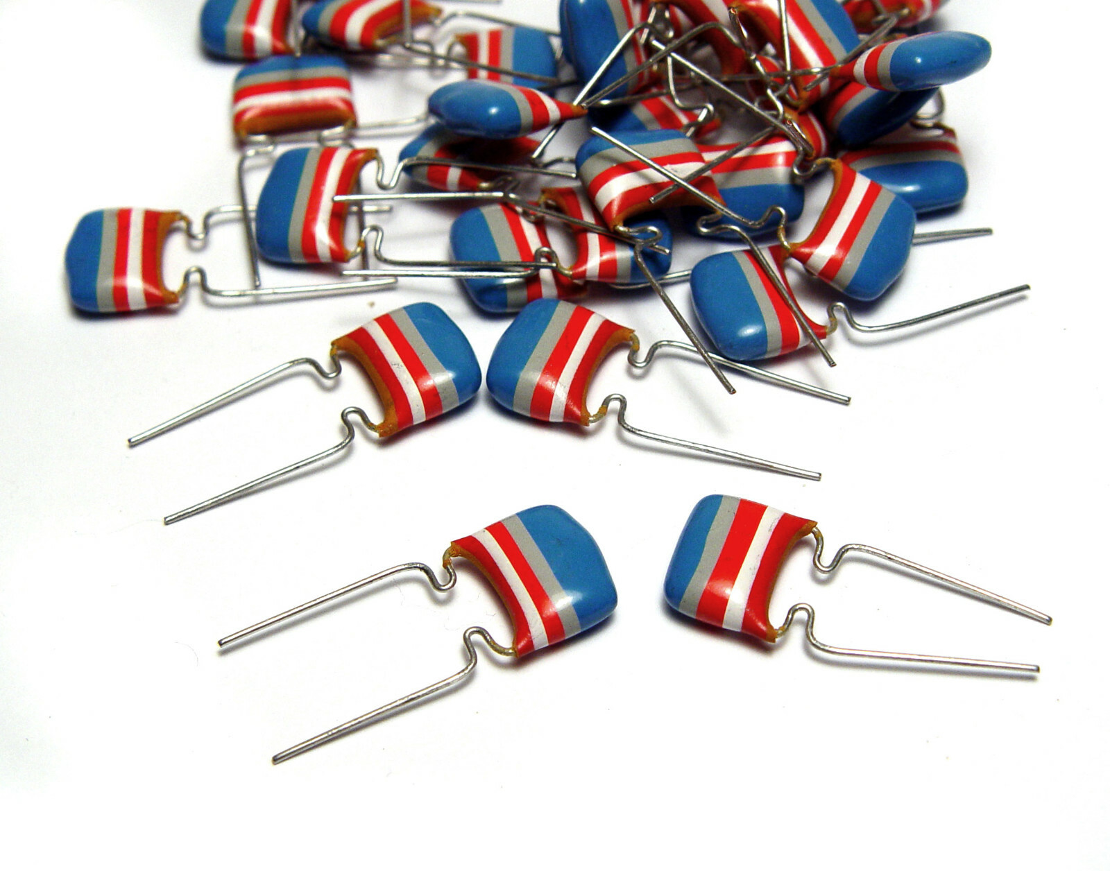 20x Mullard Tropical Fish Capacitor 6.8nF / 250 Volt, Audio Capacitor