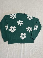 Women  s Size Small Green And White Floral Polyester Sweater