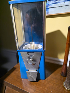 Astro Blue Metal Candy Vending Machine with Clear Hopper, Coin-Op. No Key