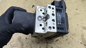 MERCEDES-BENZ E W211 ABS Hydraulikblock A2114311312 3.00 Diesel 150kw 33128033