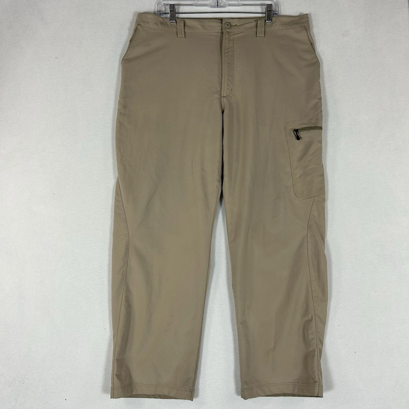 Patagonia Casual Hiking Pants Mens 38x31 Khaki Straight Leg Outdoors Casual Tan