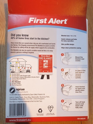 First Alert Fire Blanket 1m x 1m - Picture 2 of 2