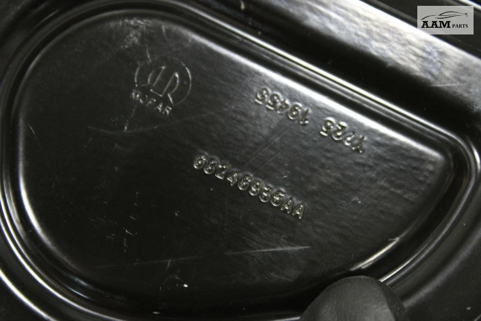 2017-2022 JEEP COMPASS PISO TANQUE DE COMBUSTÍVEL BOMBA PLACA DE COBERTURA DE ACESSO 68246935AA FABRICANTE DE EQUIPAMENTO ORIGINAL - Imagem 3 de 4