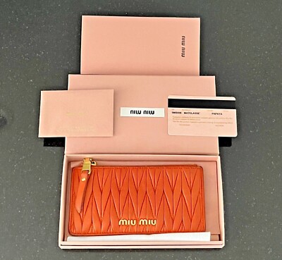 小物 miu miu leather wallet pastel yellow Miu Miu Matelassé nappa leather small wallet | REVERSIBLE