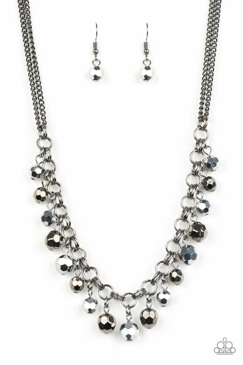 Paparazzi on sale black necklace