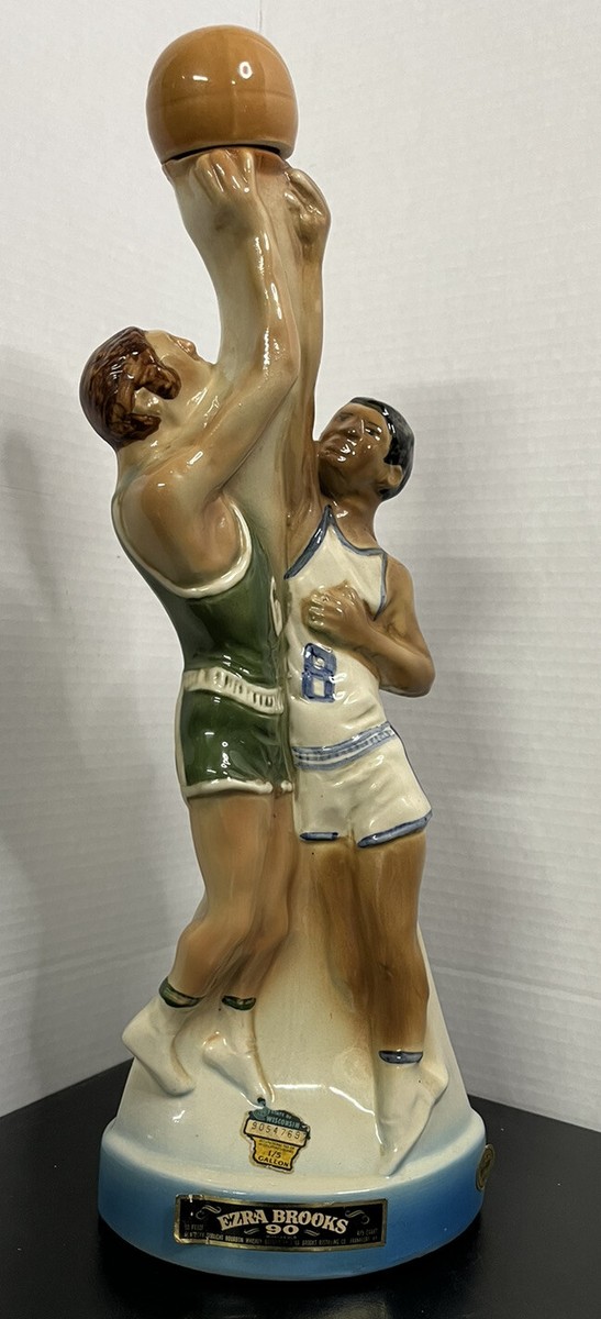1974 Ezra Brooks 185 Basketball Players Decanter EMPTY | eBay