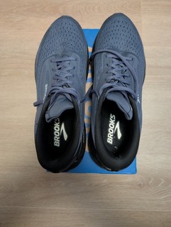 Brooks Adrenaline GTS 24 GTX Herren 45 5 / 11.5 Laufschuhe Wenig getragen