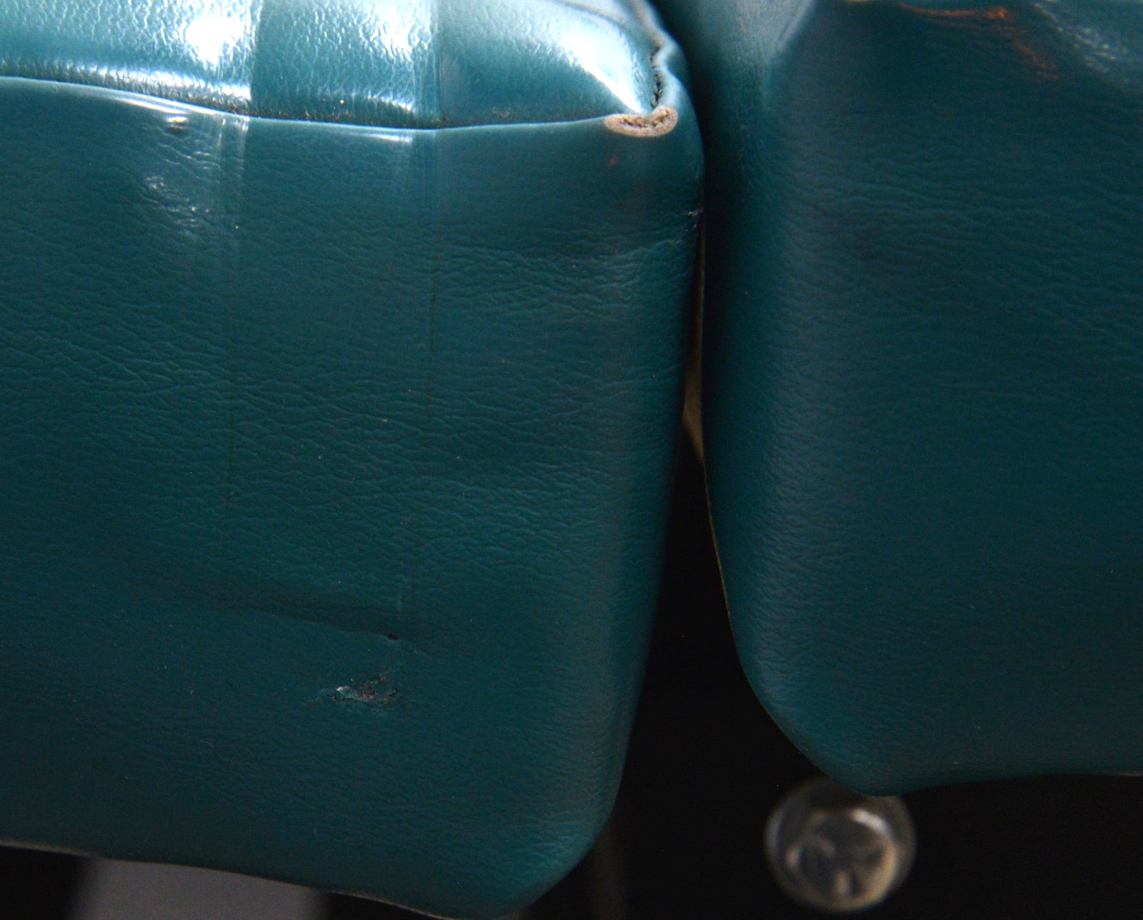 Elite STA Stationary Chiropractic Table w/ 4 Drops