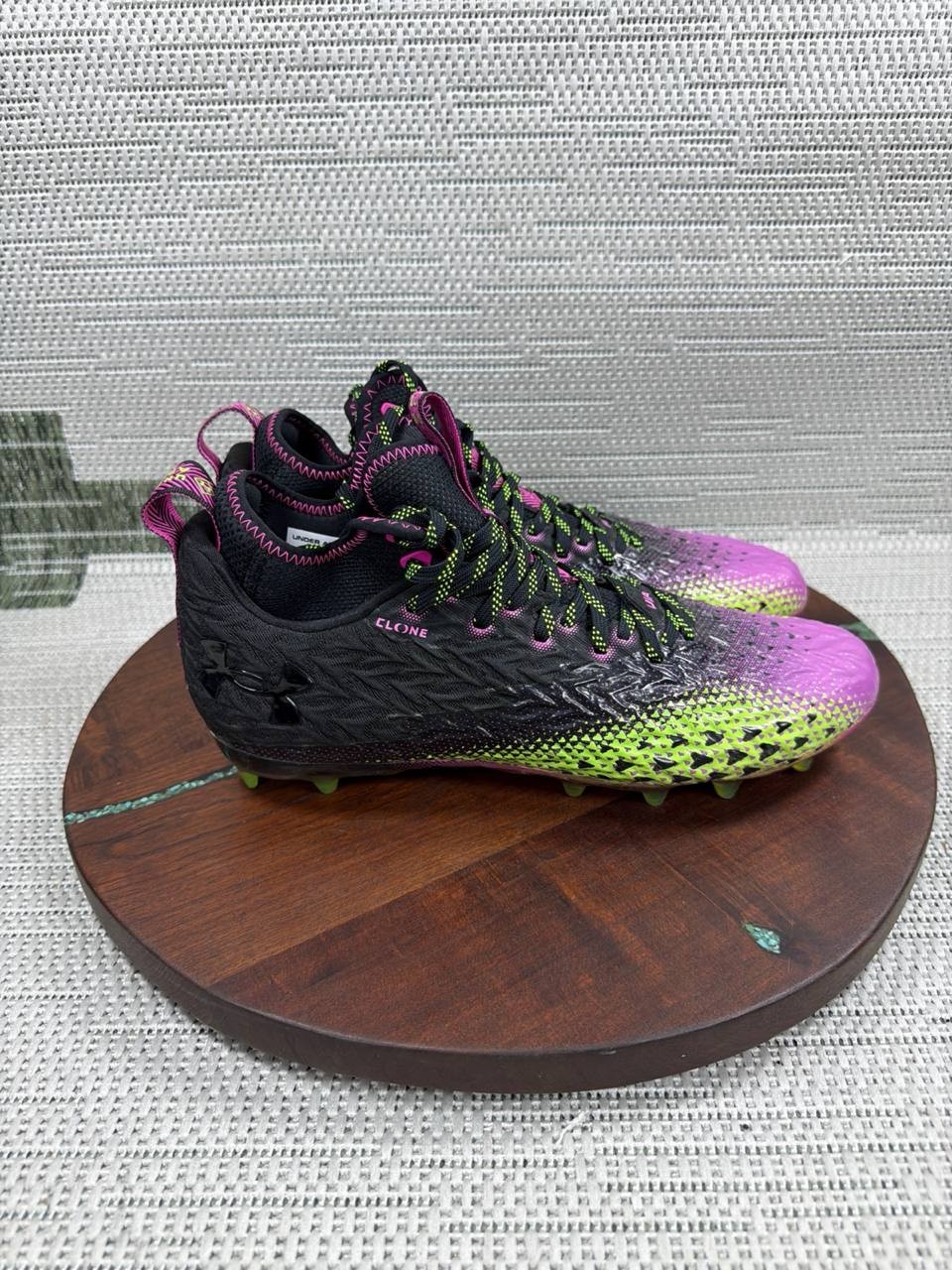 Under Armour Cleat Men Size 9.5 Spotlight Clone 3.0 MC Black Pink Football Shoes