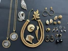 Lot 18pcs Vintage Trifari Jewelry Gold /silver Tone Earrings Brooches Necklaces