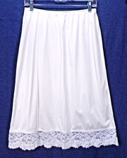 Vassarette White A-line Nylon USA Lacy Half Slip No Slit Midi Length 28" LG