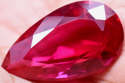 Natural 60.75 Ct Mogok Huge Pink Ruby Sparkling GGL Certified Loose Gemstone