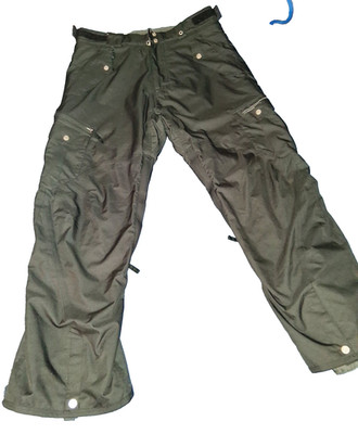 686 Smarty Cargo Snowboard Pants Mens Sz Med Black BOA-compatible boot gaiters