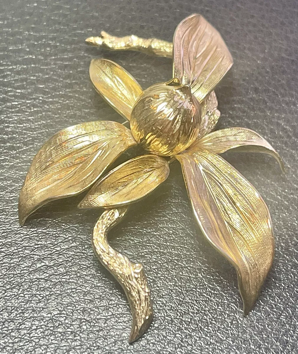 Grosse brooch deals