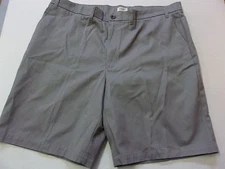 NWT Mens $48 Haggar Nice Medium Gray Flat Front Walking Short Size 44 Waist