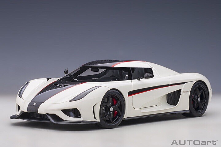 AUTOart Koenigsegg Regera Arctic White Carbon with Red accents 79027