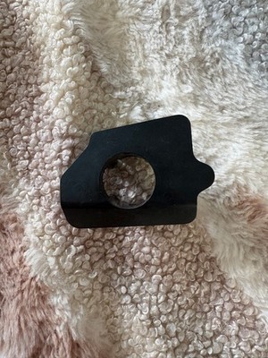 TESLA MODEL S PARK ASSIST RETAINER 109748500A - BRANDNEU - UK-VERKÄUFER