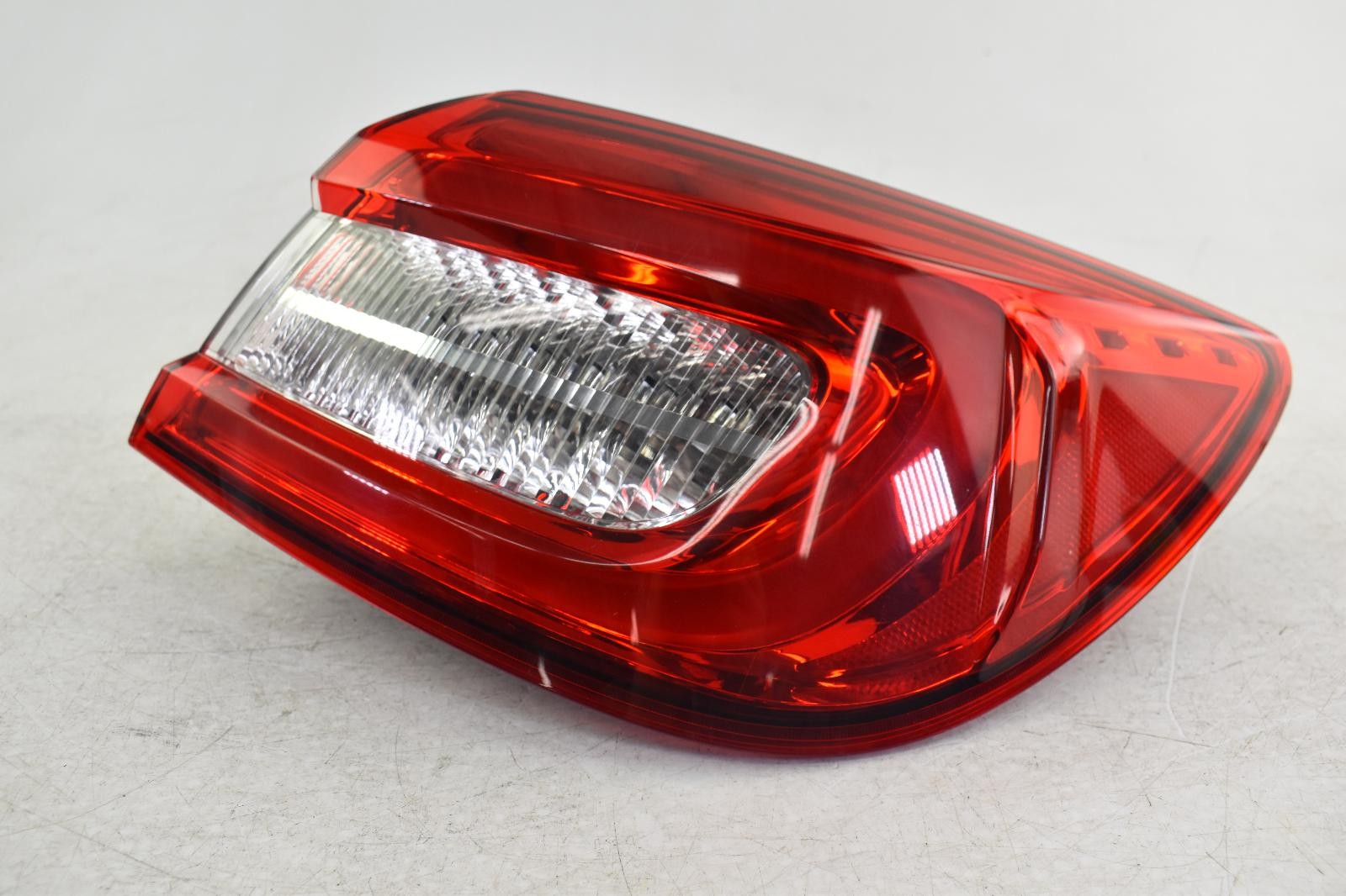 Maserati Quattroporte S Q4 2017 Tail lights Set