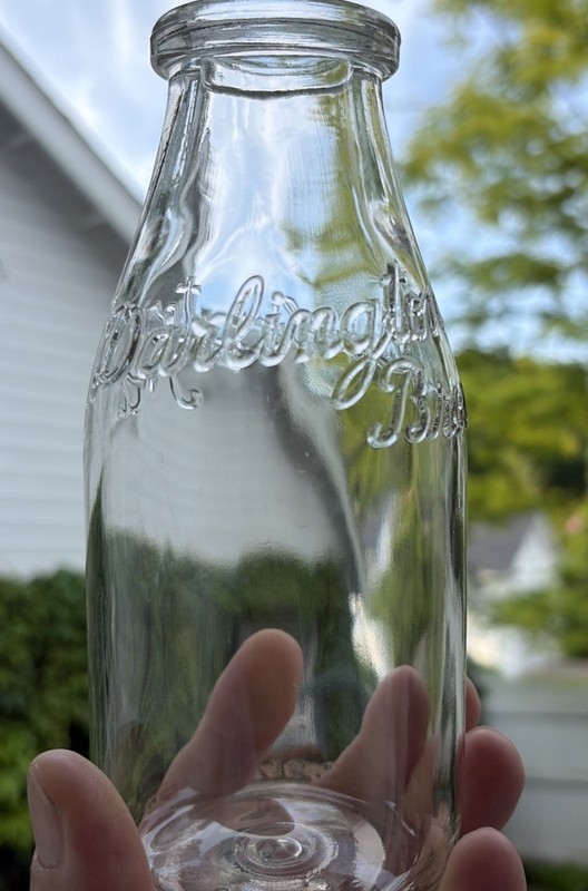 Darlington Bros Dairy, Darlington, Pa Pint Milk Bottle