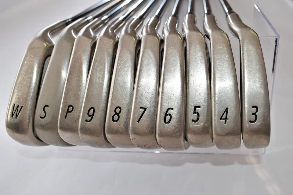10pcs Titleist DCI Tour Blade 3-4-5-6-7-8-9-P-S-W Iron Set Flex Regular RH Japan - Image 2 of 4