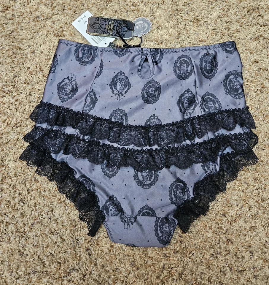 Bragas para mujer Hot Topic Pride Prejudice And Zombies talla M nuevas con etiquetas Foto 3 de 4