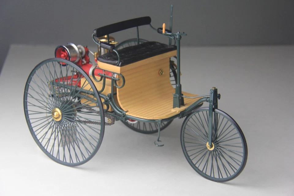 Franklin Mint escala 1:8 1886 Benz patente MotorWagen modelo de precisión fundido a presión Foto 3 de 4