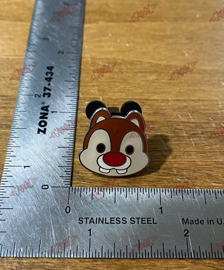 2008 Rare Disney Parks Dale Pin Collectors Item Chip N Dale