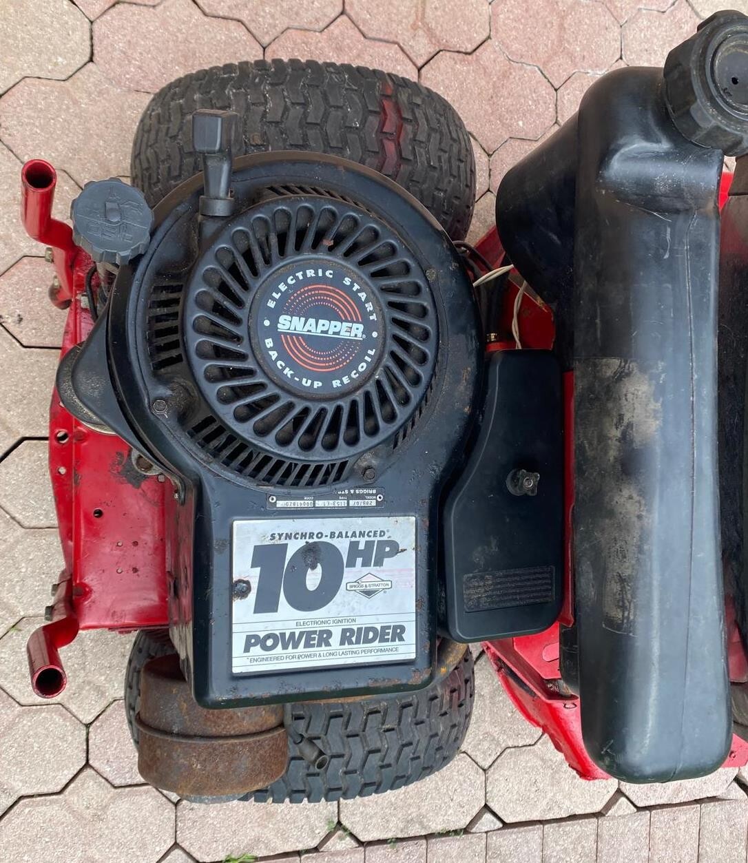 Snapper 30 Snapper rear engine riding mower machine. 30