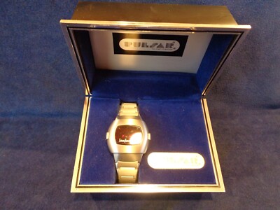 NEIMAN-MARCUS Pulsar LED P3 3100 Time Computer   Excellent W/Box, papers   RARE!