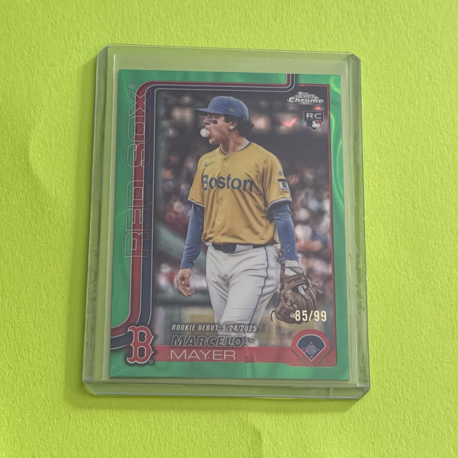 2025 TOPPS CHROME REFRACTOR GREEN LAVA  85/99 USC117 MARCELO MAYER RED SOX