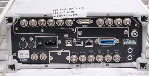 Rohde & Schwarz SMBV100A Generatore di segnale vettoriale da 9 kHz a 3,2 GHz OPT B52 B103 K18 - Foto 6 di 7