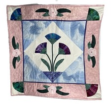 Hand Quilted Appliqued Wall Hanging Cotton Signed by Artist 2000 28.5x 28.5