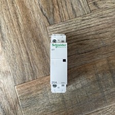 Schneider Electric Contactor (25A)