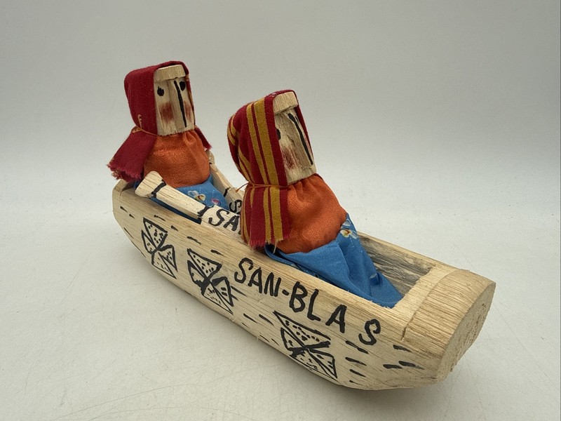 VTG Kuna Panama Doll Native Folk Art Hand Carved Healing In Boat/Oars San-Blas