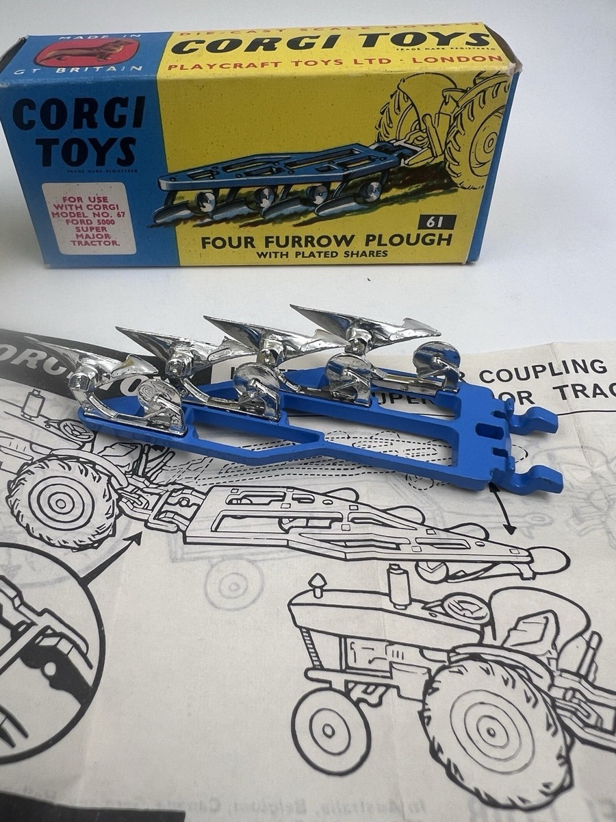 Corgi Toys 67 Ford 5000 Super Major Tractor + 61 Plough W Original
