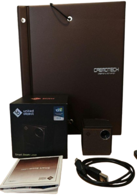 小型レーザープロジェクター Smart Beam Laser LB-UH6CB 手の平サイズ