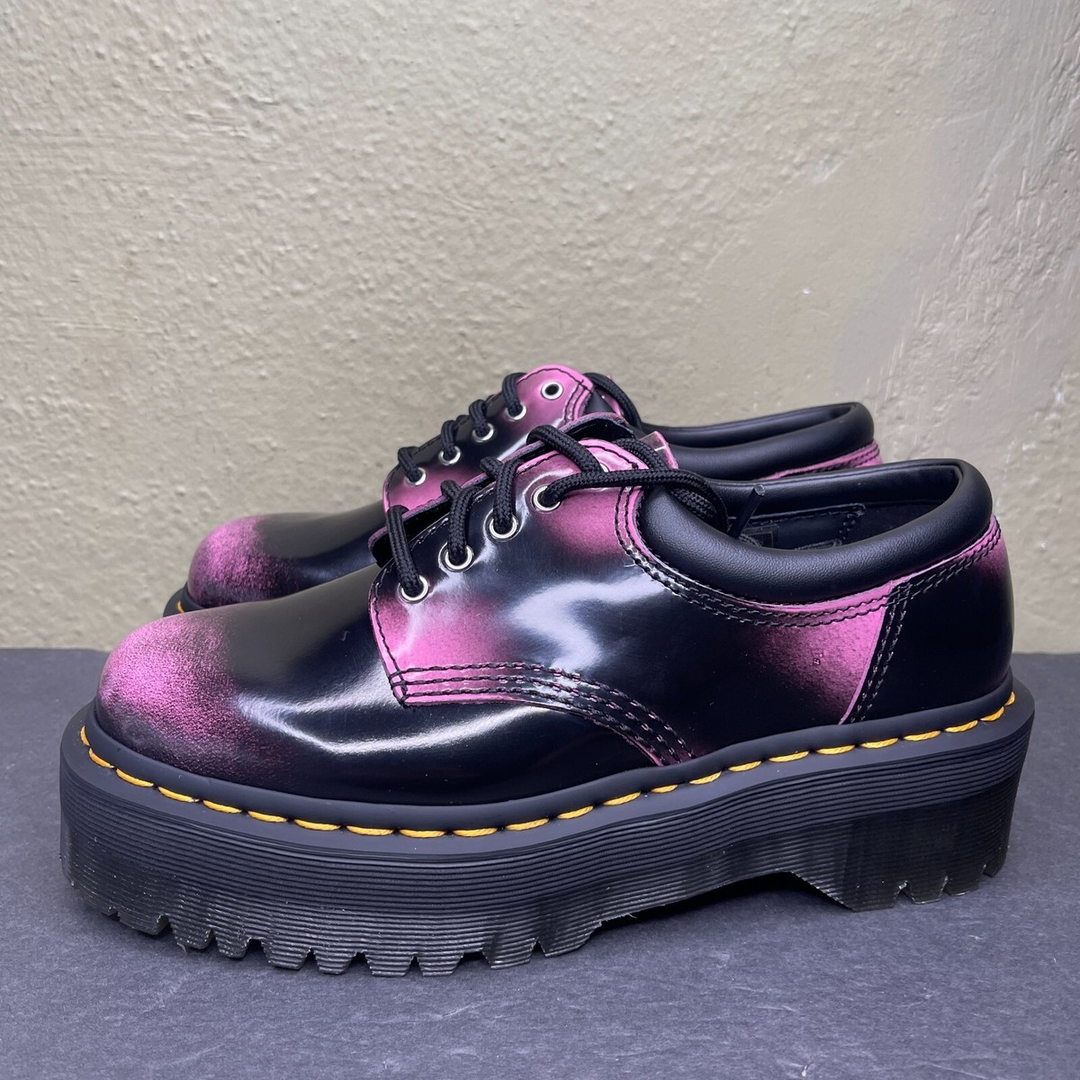 New Dr. Martens 8053 Quad Womens Size 7 Leather Platform